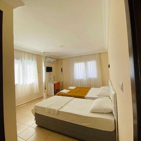 Mandarin Beach Hotel Ґумулдур Екстер'єр фото